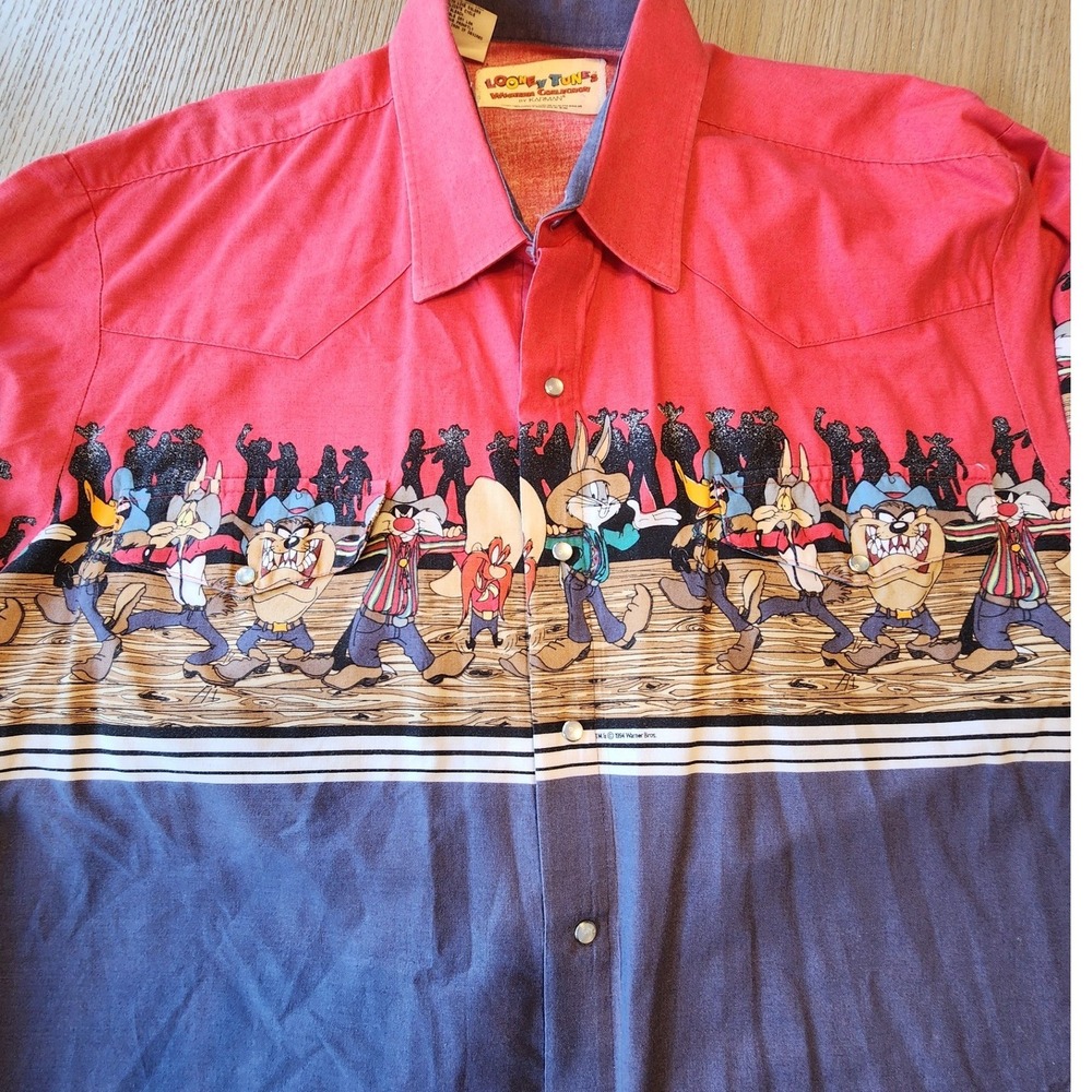 VTG 1994 Looney Tunes Western Collection Karman Pearl Snap Shirt XL. Streetwear